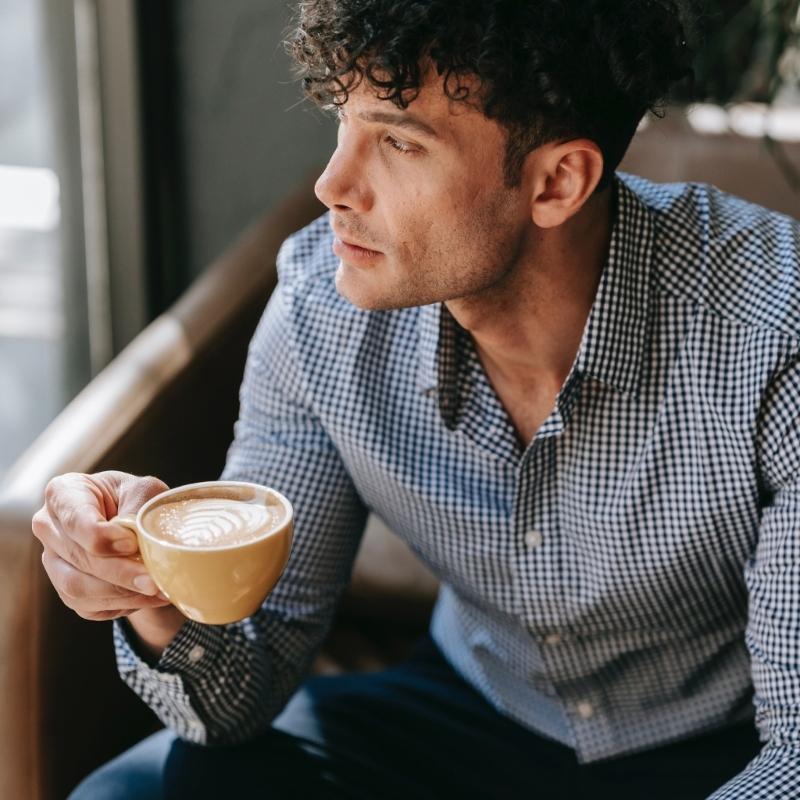 Solidny Żelazny Uchwyt na Kapsułki do Kawy z 24 Dużymi Komorami Elegancki i Nowoczesny Przechowywanie dla Miłośników Kawy Rozwiązanie do Przechowywania