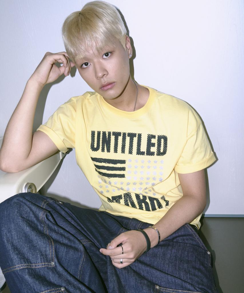 Eontaiteulseoul Untitled Starry Flag Crop Short Sleeve Yellow