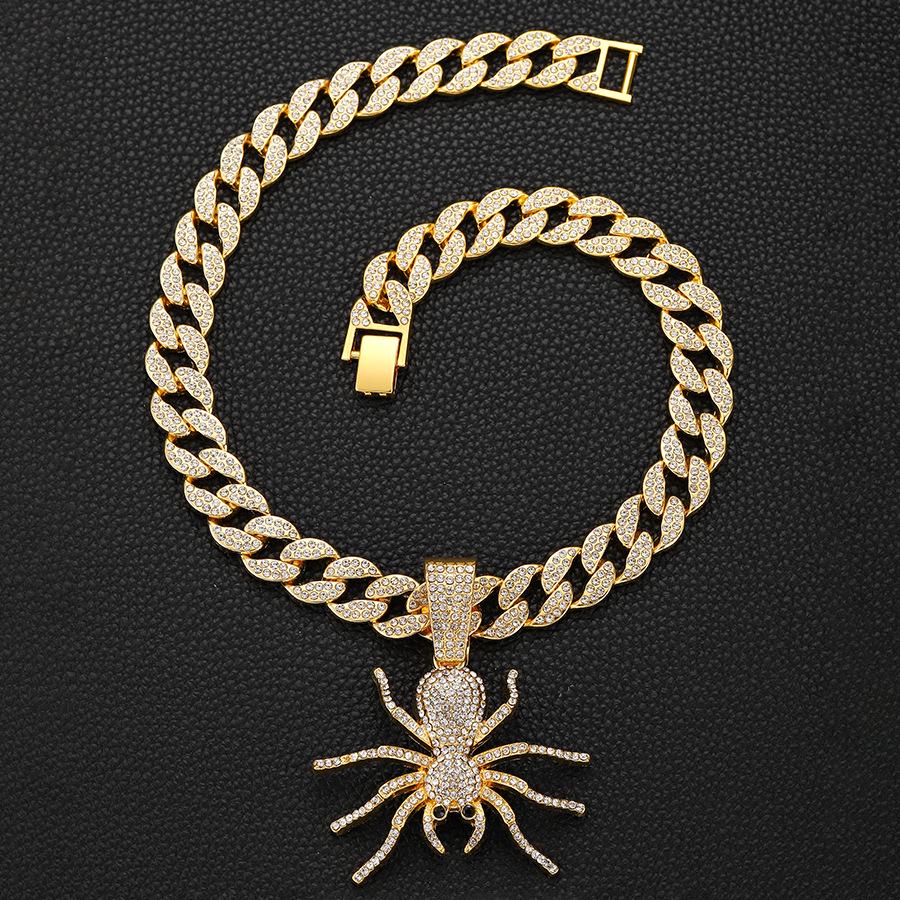 European and American Hip-Hop Spider Pendant Cuban Chain - Trendy Men's Necklace with Big Buckle and Diamond Accent