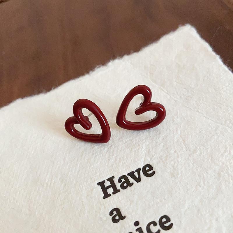 Silver Needle Red Drip Geometric Ear Cuffs - Retro Light Luxury Earrings for Women, Autumn/Winter Collection