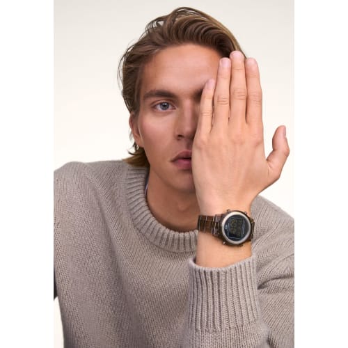 Daniel Wellington Retro Digital Watch, 42mm, for Men and Women. A Stylish, Popular Gift for Lovers, Girlfriends, and Loved Ones. Perfect for Sports, O