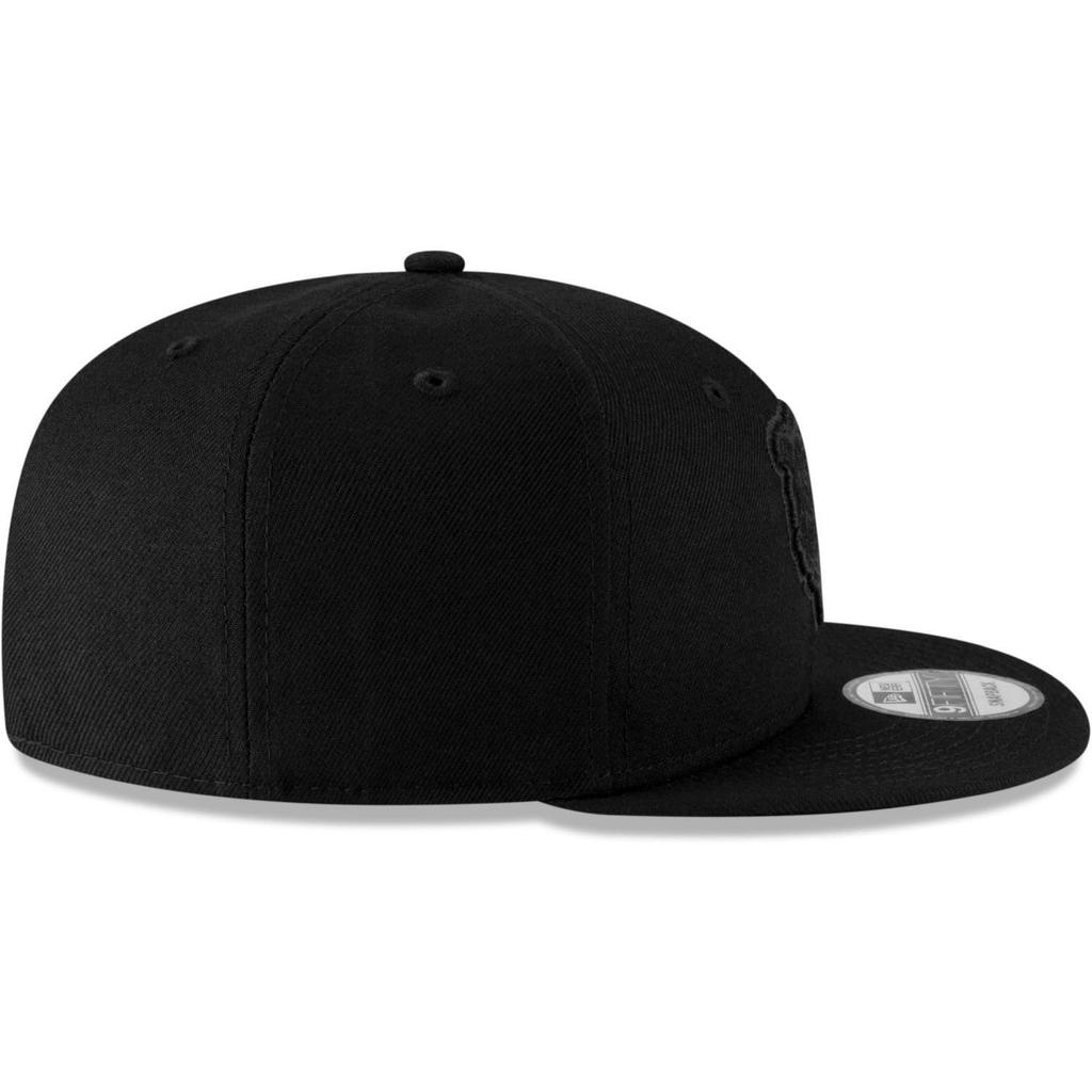 Chicago Bears Hat NFL New Era Black on Black Alternate Logo 9FIFTY Snapback Adjustable Cap Adult One Size