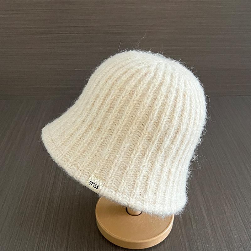 

Новая осенне-зимняя шляпа-рыбак для женщин, модная вязаная шерстяная шляпа, подчеркивающая лицо, маленькая и универсальная панама, трендовая M（56-58cm）