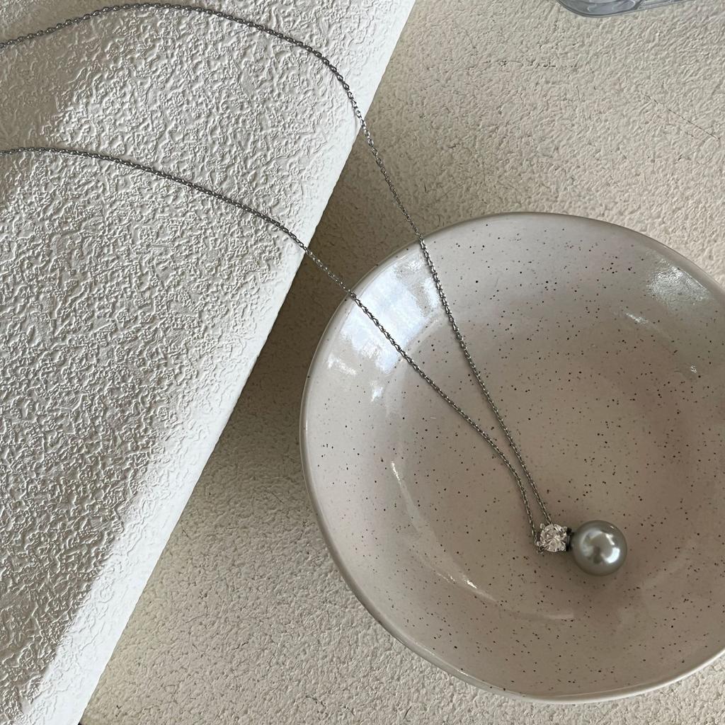 Giant Flash Love Broken Silver Pearl Necklace Summer White Temperament Neck Chain Light Luxury Niche Versatile High Sense Collarbone Chain Woman