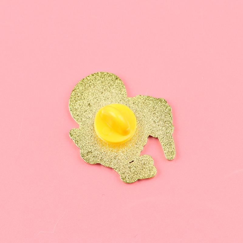 Kiwi Bird Enamel Lapel Pin Artistic Textured Zinc Alloy Brooch for Sweater Coat Casual Daily Wear Jewelry Accessory