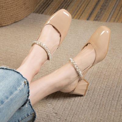 Chaussures à talon Baotou chaîne de perles année printemps et été air arrière sandales à talon haut talon épais pur bout carré