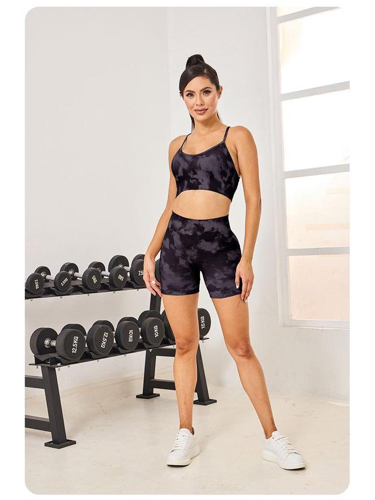 DARCSPORT Women's Seamless Wolf Print Fitness Set (Bra, Shorts, Pants)