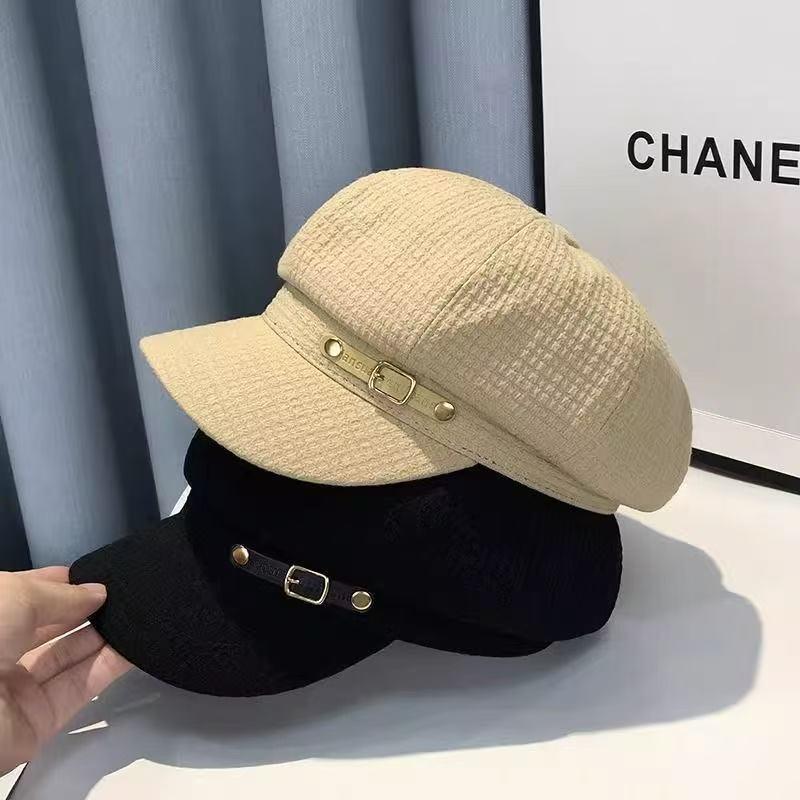 Women's Black Octagonal Newsboy Beret: Korean Style Painter Hat for Larger Head, Autumn/Winter