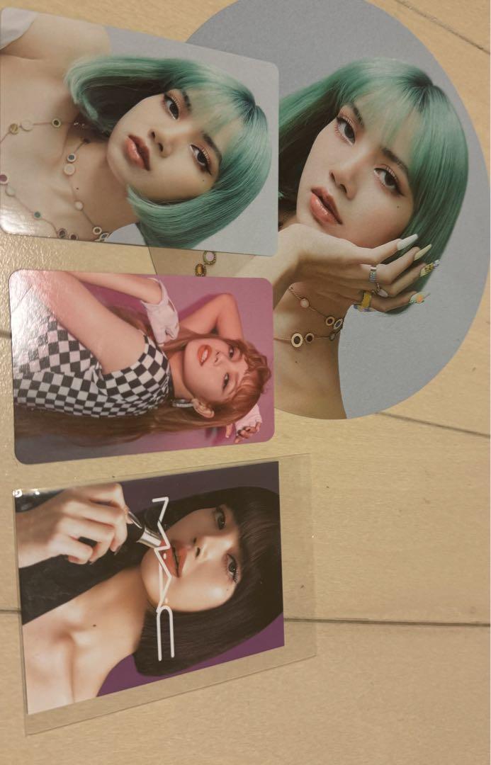 

[Б/У] BLACKPINK Лиса Официальная торговая карточка