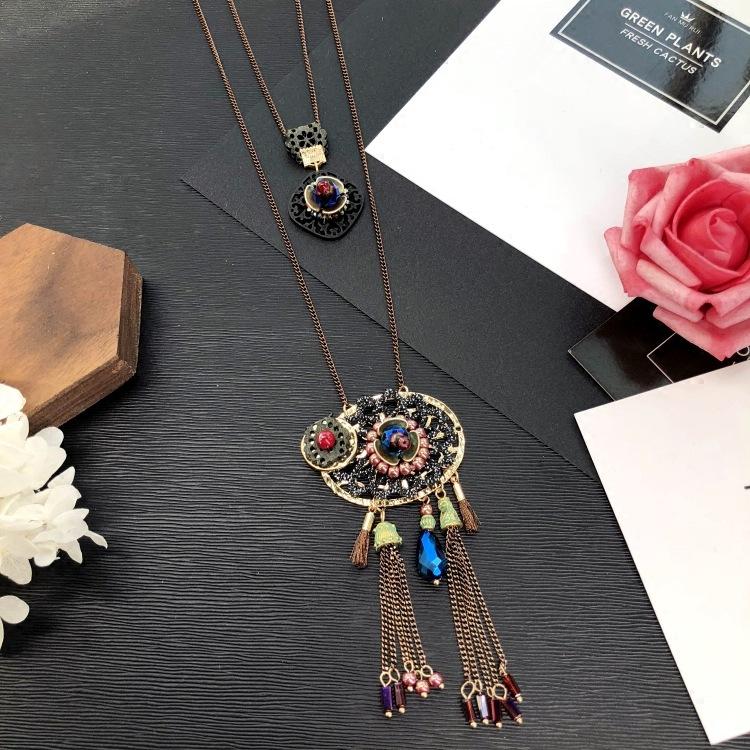 Eastern European style handmade retro fringed long necklace light luxury simple sweater chain crystal pendant versatile accessories