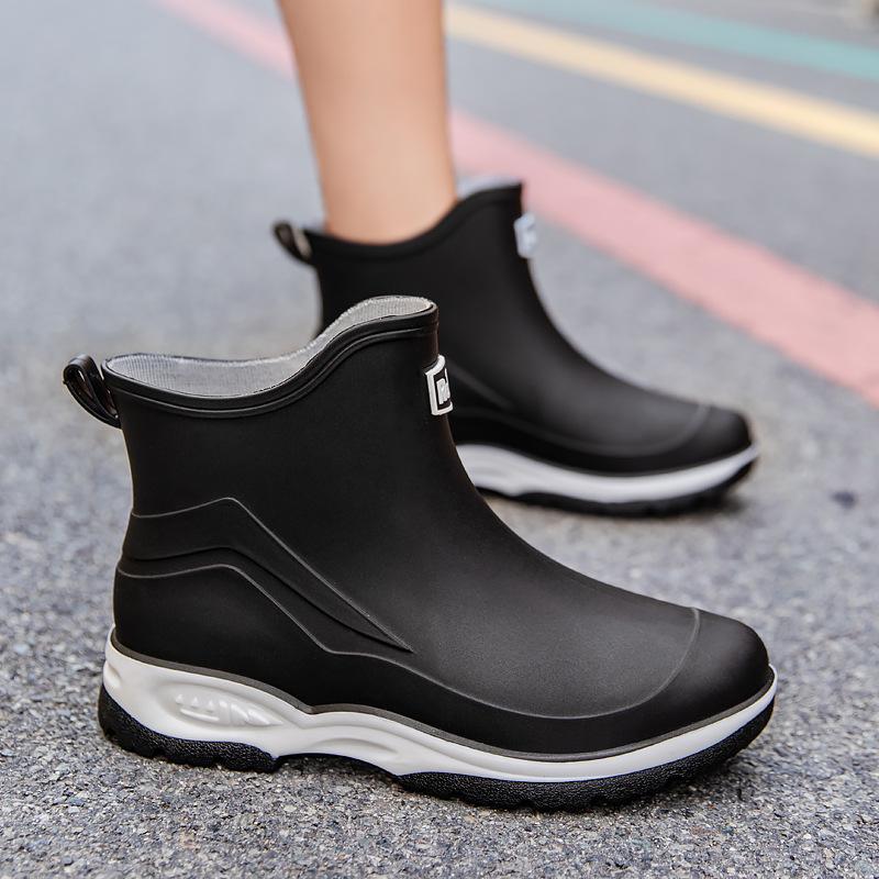 New Short Rain Shoes Women's Rubber Shoes Outer Wear Rubber Shoes Non-slip Water Boots Thick-soled Water Shoes Velvet Short Rain Boots