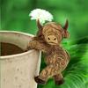 Resin Crafts Highland Cow Figurine Cartoon Climbing Cow Ornaments  For Office Outdoor Plant Decor