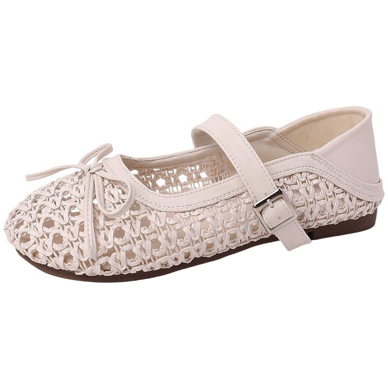 Versatile casual retro hollow breathable shallow mouth Mary Jane shoes girls summer fashion buckle sandals flat single shoes