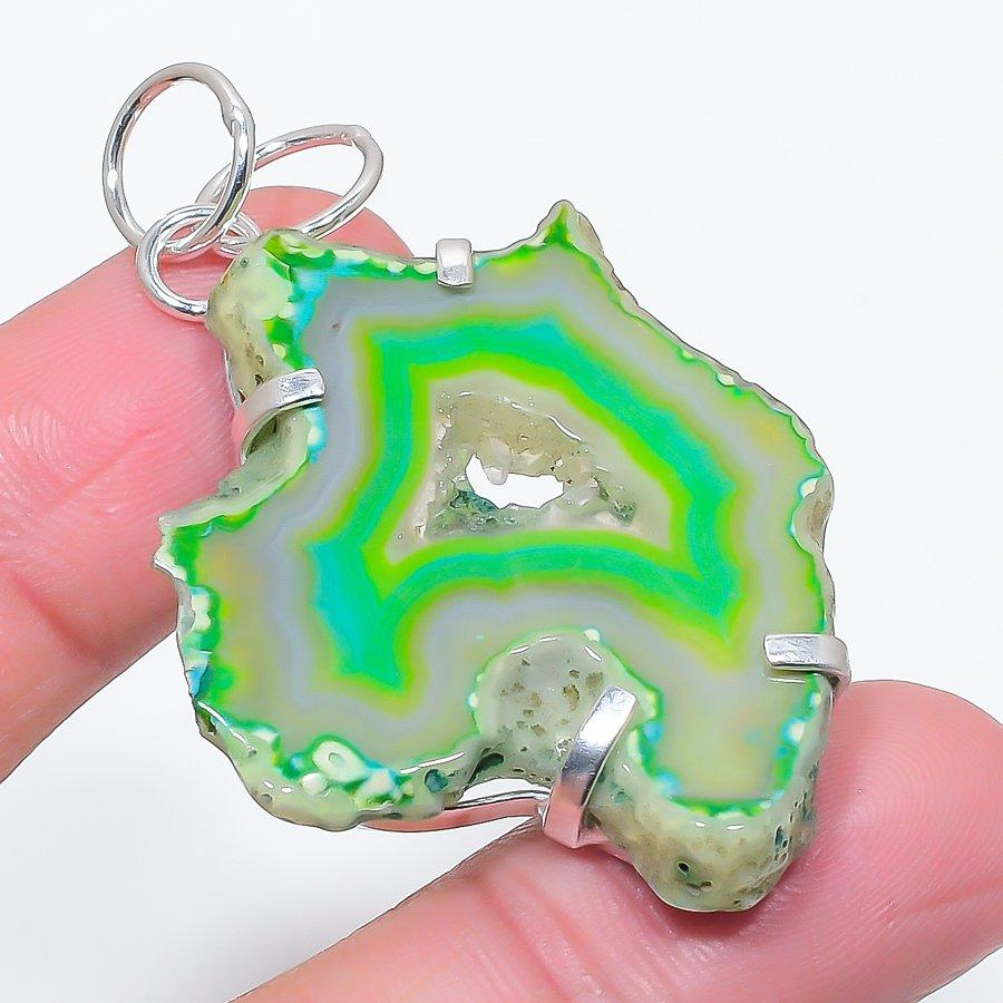 

Natural Green Druzy Slice 925 Sterling Silver Jewelry Pendant 2.36 Q7W04