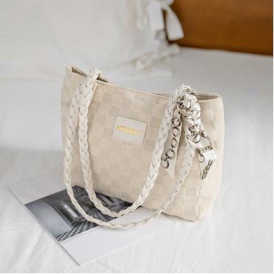 New Student Class Shoulder Large Bag Women's Large Capacity Light Luxury Design Texture Commuter Tote Bag