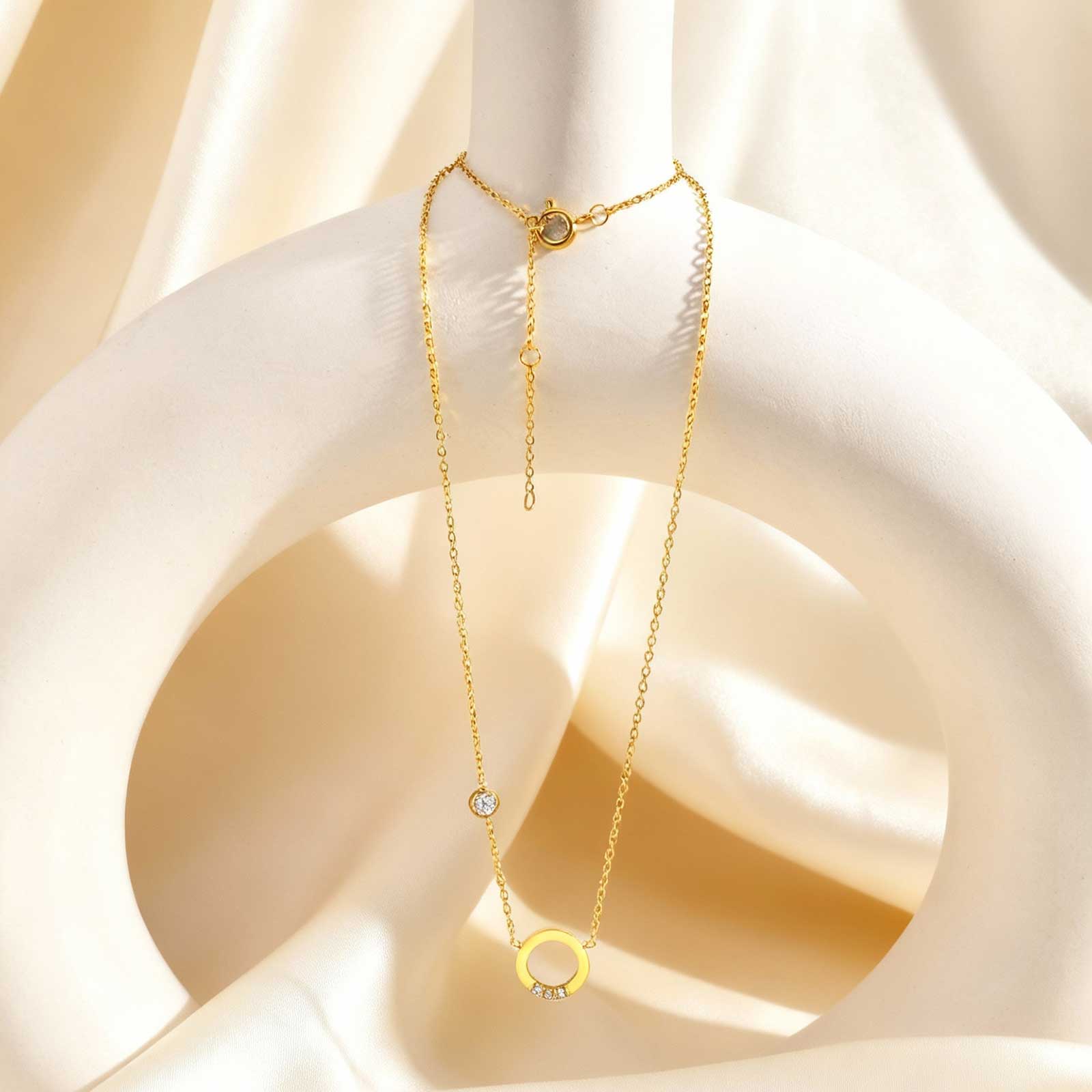 

Shiny Round Ring Zircon Necklace for Women,18K Gold Plated Stainless Steel Rolo Chain Necklaces,Trendy Jewelry Gifts