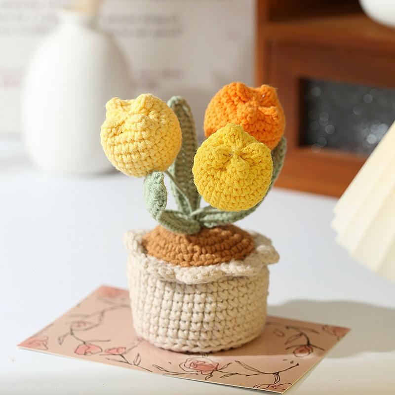 Creative Handmade Yarn Crochet Tulip Potted Plant Home Decoration Crafts Desktop Car Gift Shooting Props