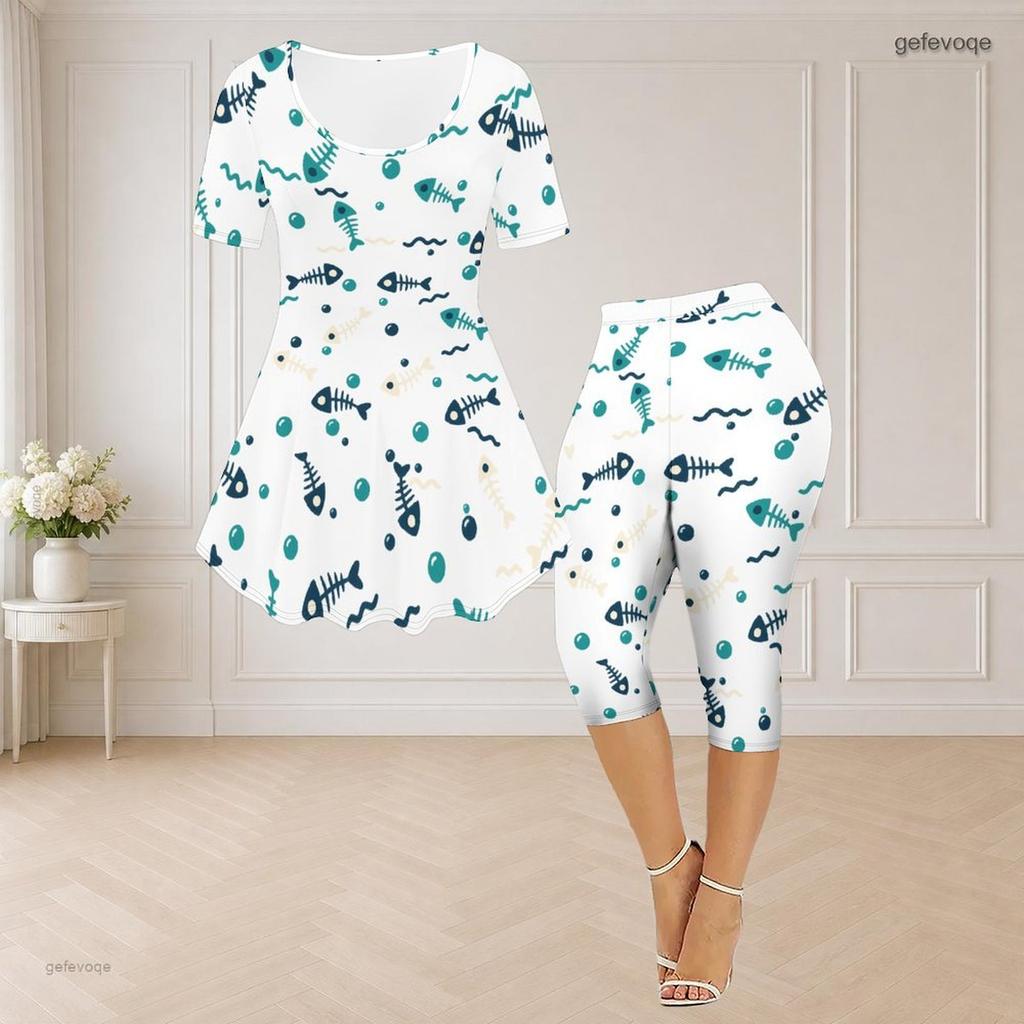 Women Plus Size White Haunted House Printed Round Neck Short Sleeve Top Capri Pants Two Piece Set