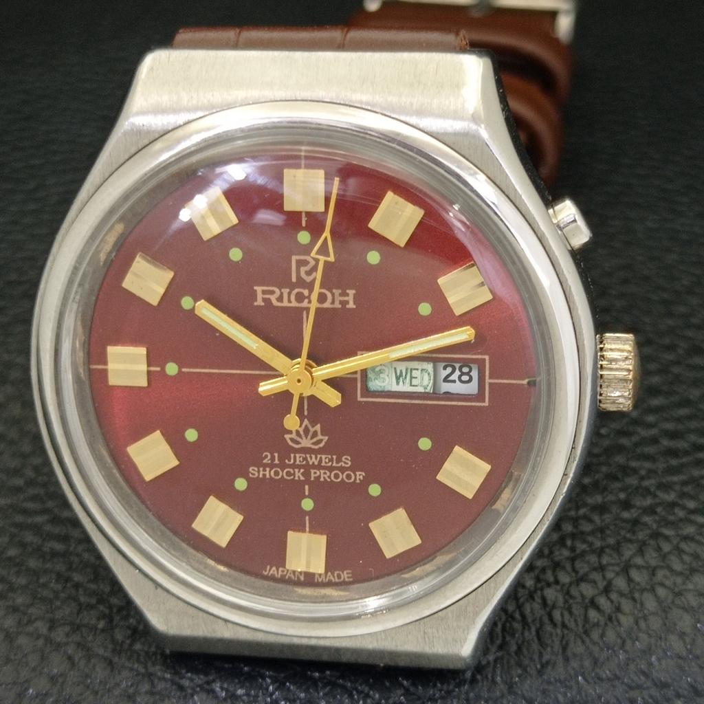 VINTAGE RICOH R31 AUTOMATIC JAPAN MENS RED COLOR DIAL WATCH a500615-5 R153-a500615