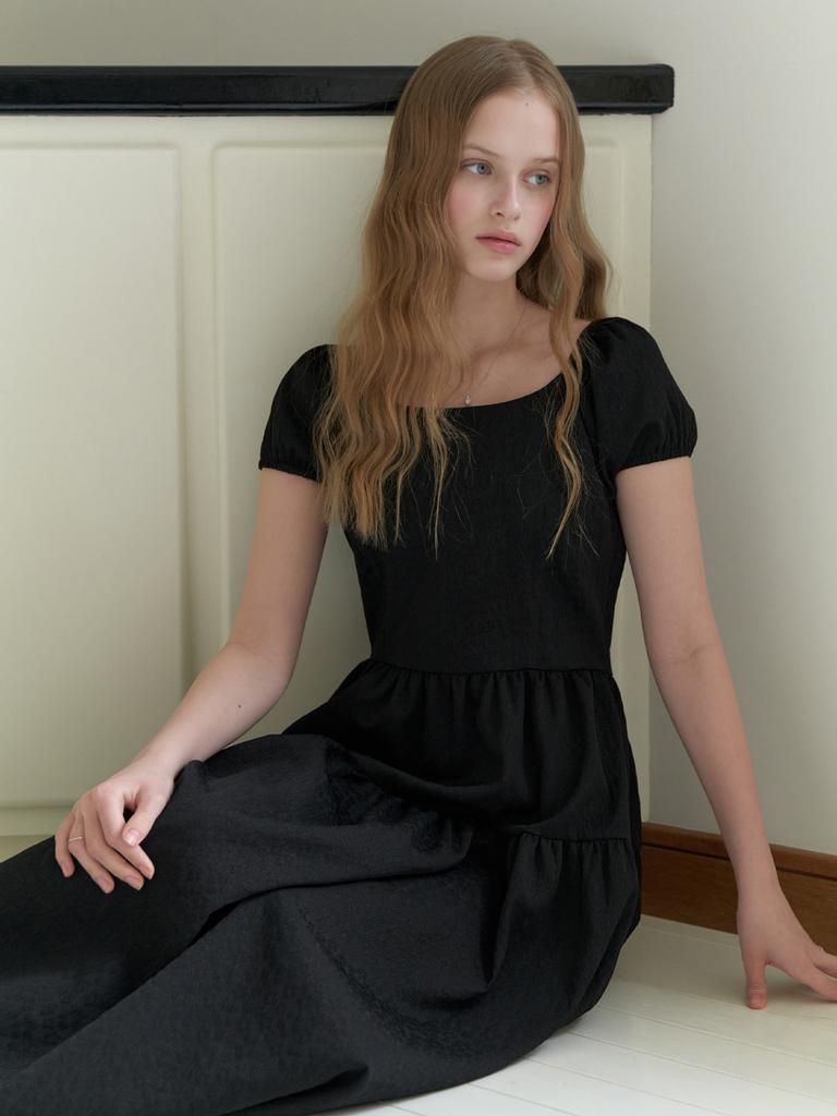 Liel Princess Line Dress (Black)