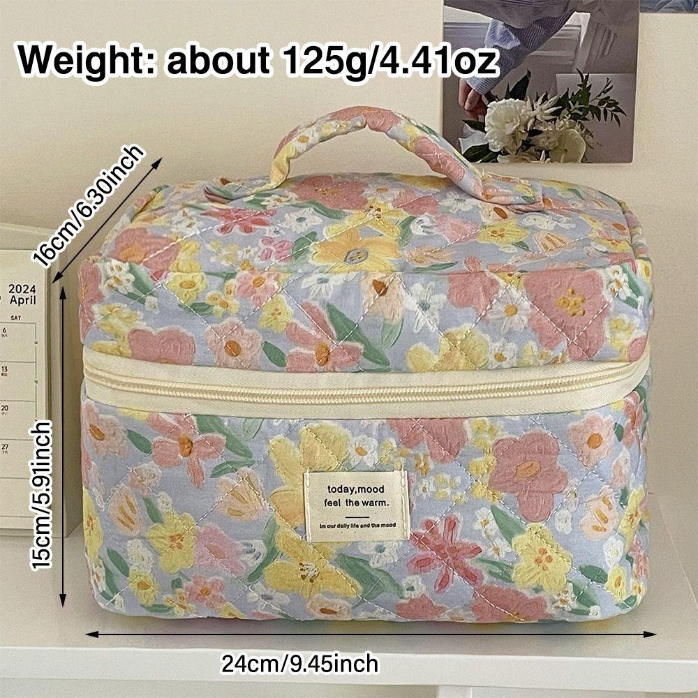Vintage Flower Quilted Makeup Bag Coquette Organizer Bag Cute Floral Cosmetic Bag  for Women Girls