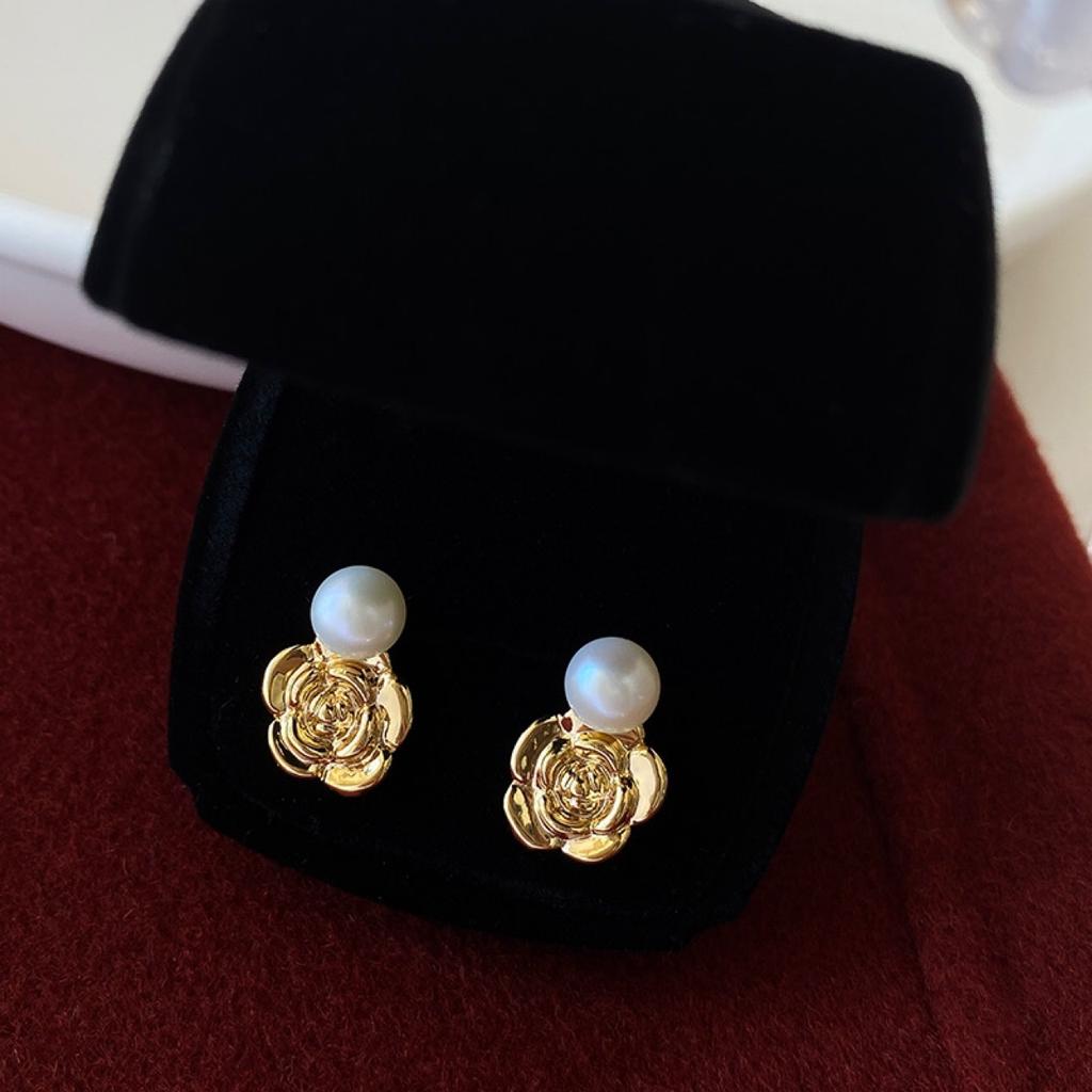 Rose series, natural freshwater pearl camellia stud earrings, light luxury temperament, niche earrings, women, silver needles