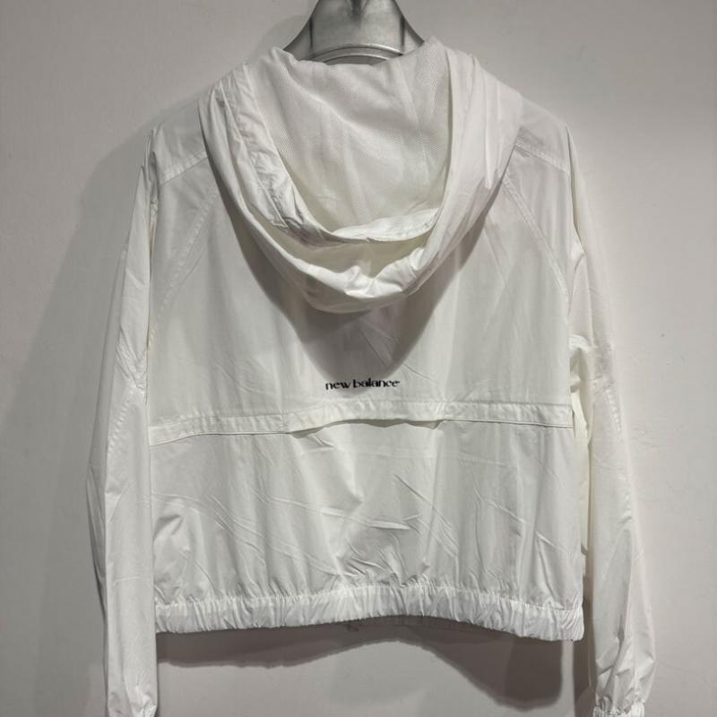 NeW Balance W Semi Crop Woven Jacket nbnaf2W322 White