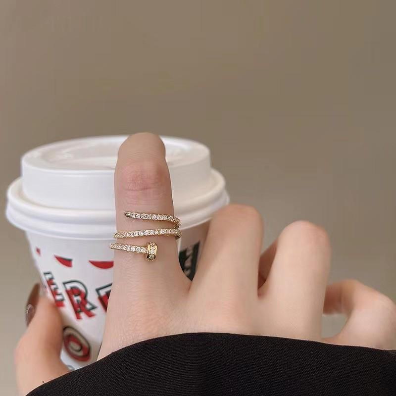 2025 Luxury High-End Fashion Female Temperament Open Ring