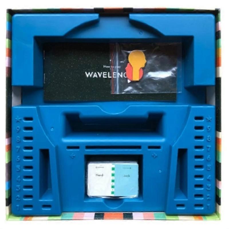 Wavelength Telepathic Party Card Game Read Minds for 2-12 Players Aged 14+ from CMYK