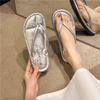Neue chinesische Damen-Zehensandalen mit flachem Boden und Stickerei für den Sommer, neue Nischen-High-End-Zehen-Strand-Cool-Slipper