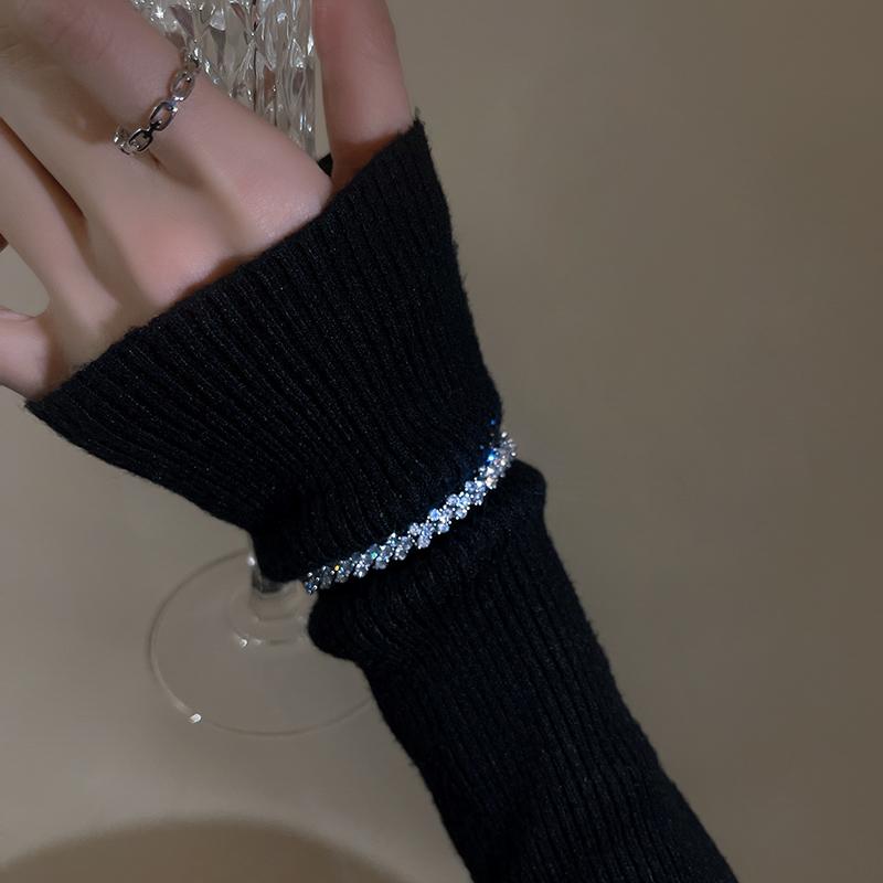 2022 New Full of Rhinestones Shiny Copper Colour Bracelet For Women Personality Fashion Bracelet Wedding Zircon Birthday Gifts