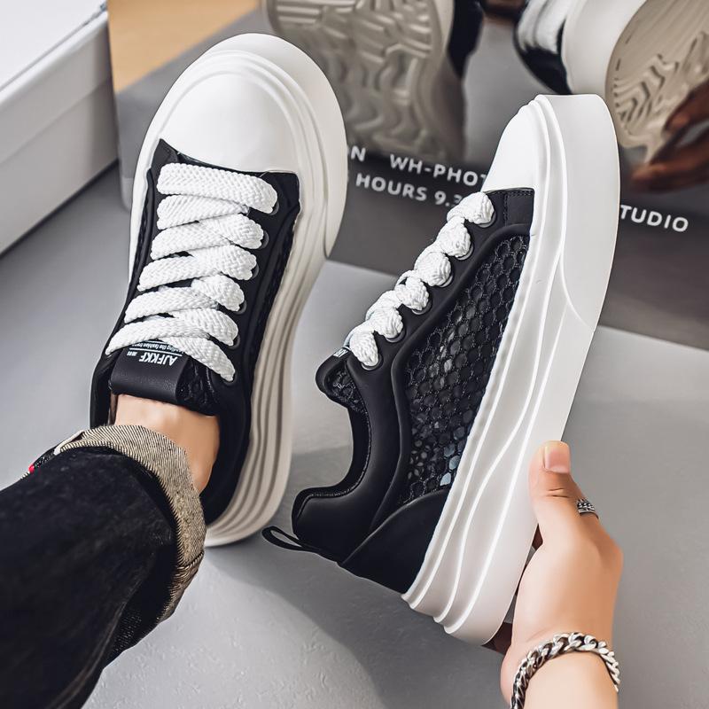 

2025 summer new Korean version board shoes men s breathable mesh hollow white shoes high-end trendy brand casual men s shoes 44 чёрный