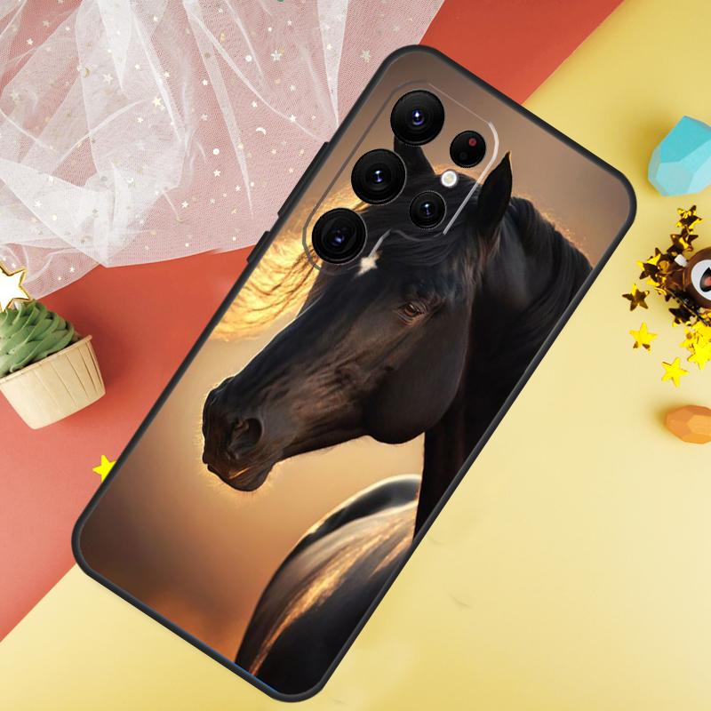 Beautiful Black Horse Case For Samsung Galaxy S22 S23 S24 Ultra S8 S9 S10 Plus Note 10 20 Ultra S20 S21 FE Cover