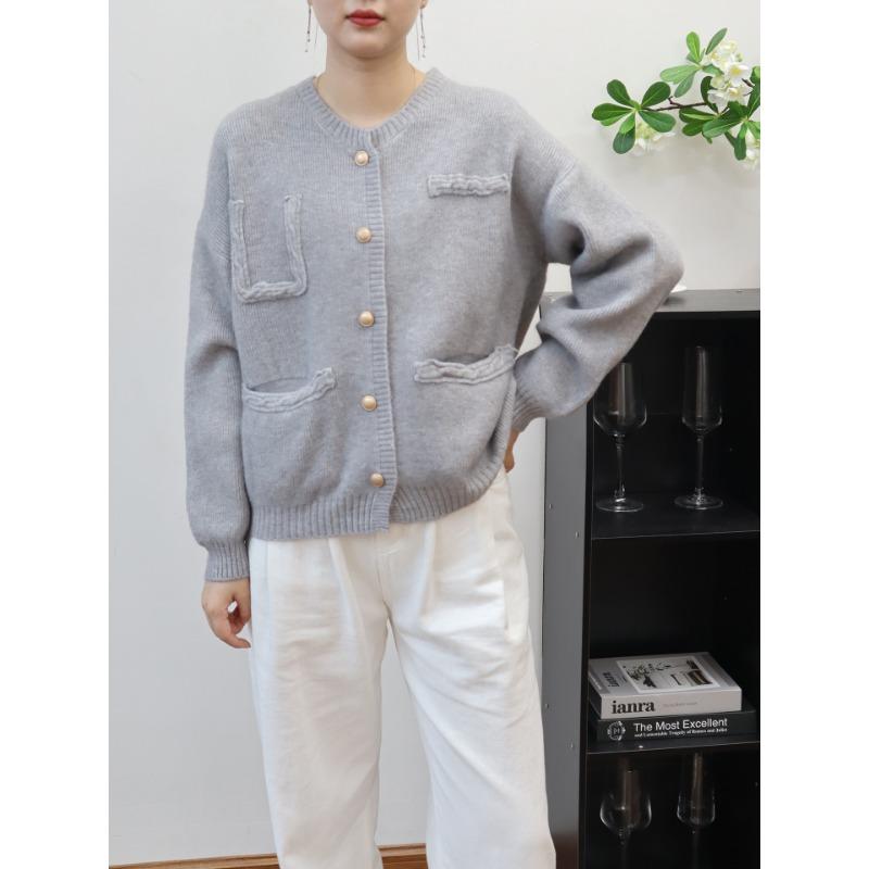 Autumn and winter new temperament knitted cardigan gentle lazy wind soft waxy sweater jacket women
