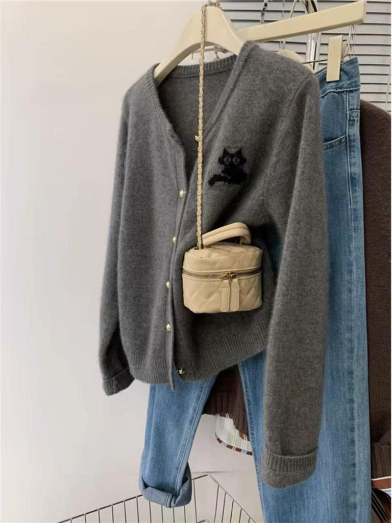 Korean Loose Fit 100% Wool Cardigan with Cute Cat Embroidery, V-Neck Women's Coat for Autumn/Winter
