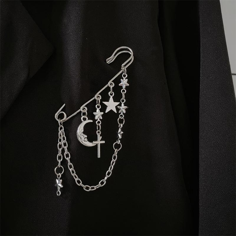 Fashion Creative Heart Angel Wings Chain Brooch For Women Men Suit Decoration Tassel Chain Pin Clothing Accessories Gifts