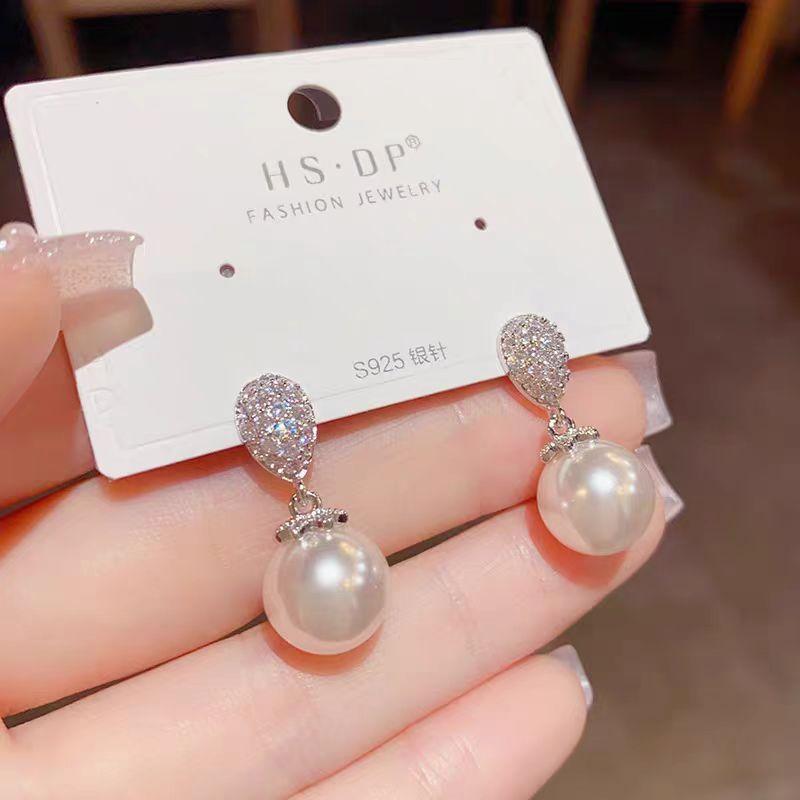 

[Fashion Light Luxury] Micro-inlaid zircon water drop pearl stud earrings, s silver needle women