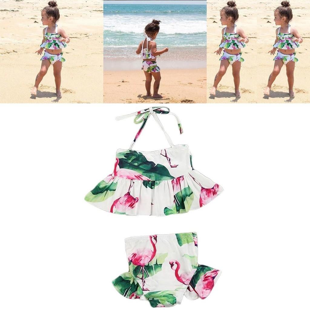 Charmantes 2-teiliges Mädchen-Bikini-Set mit Rüschen und Blumenmuster, mit entzückendem Flamingo-Design
