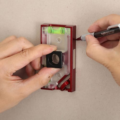 Tajima Sef System Detachable Level, Sef Electrician Level 93, Clear Red, SFDKL-C93R. Easy To Attach and Detach. Can Be Attached To a Belt Later. Easil