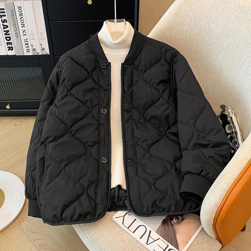 

Короткая хлопковая куртка в стиле преппи женская 2025 зима новая утолщенная хлопковая куртка хлопковая куртка S чёрный