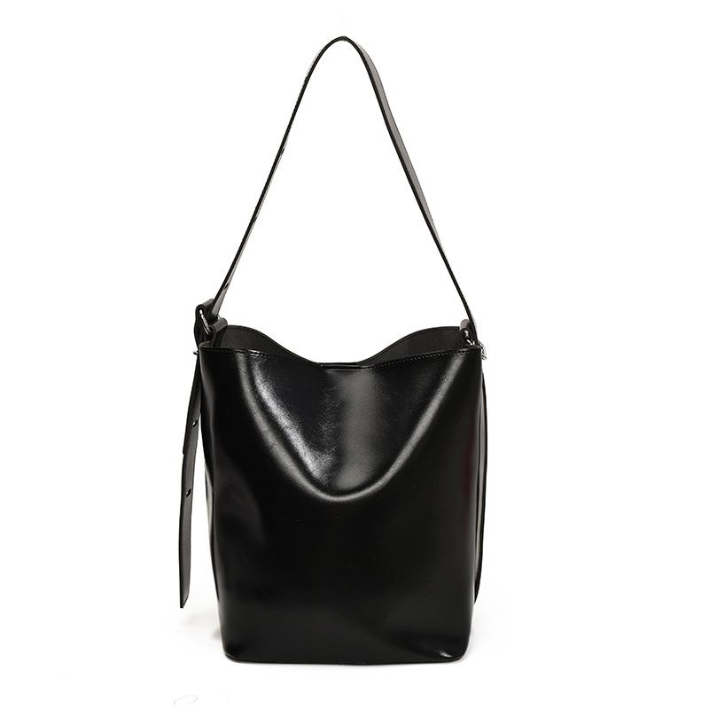 Lazy Wind Bucket Bag Women's Autumn and Winter New Large-capacity Commuter Bag Simple Messenger Tote Women's Bag
