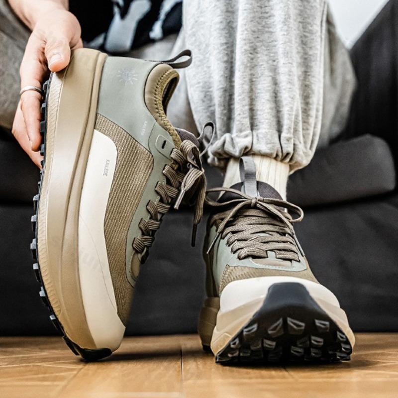 Fashion Men's Casual Shoes 2025 Summer Fashion Trend Color Blocked Sport Shoes Comfortable Versatile Slip on Thick Soled Chunky sneakers