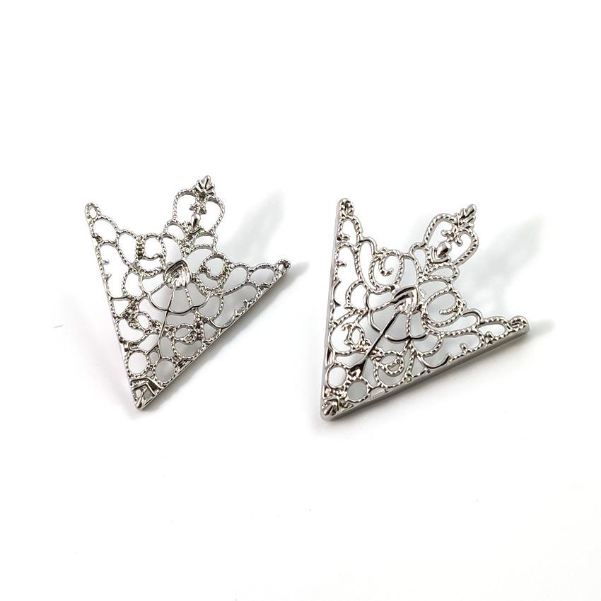 Korean Retro Floral Collar Clip Brooch for Men and Women