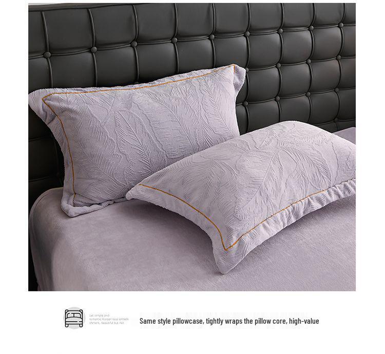 G5Z2025 Autumn/Winter Milk Velvet 4-Piece Solid Color Luxury Carved Bedding Set with Fitted Sheet.