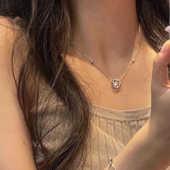 Mobius Heartbeat Necklace: Women's Trendy High-End Beating Heart Clavicle Chain Choker