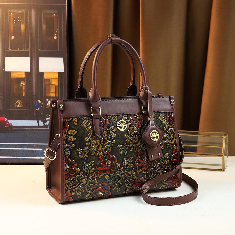 Chinese Classical Engraved Series Light Luxury Women'S Handbag Large Capacity Fashion High Sense Shoulder Messenger Bag