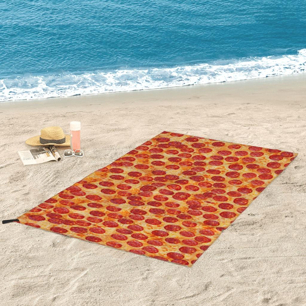Realistic Pepperoni Pizza Pattern Beach Towel Soft Microfiber Quick Dry Absorbent Quick Towels For Pool