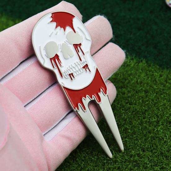 Skull Golf Divot Repair Tool Zinc Alloy Magnetic Ball Marker Holder Metal Green Fork Tool Golf Accessories Men Women Golfer Enthusiasts Gift
