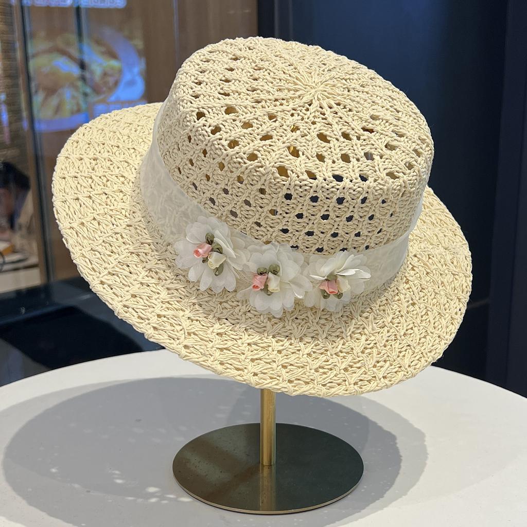 Korean Style Flat Top Straw Sun Hat For Kids Summer Hollow Out Breathable Fashion Sun Protection Hat Face Enhancing Small Su
