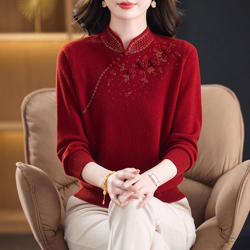Mom's Stylish 100% Wool Winter Sweater - Elegant Chinese Design for Middle-Aged and Elderly Women